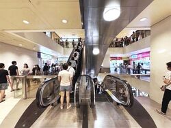 Peninsula Plaza (D6), Retail #538391551